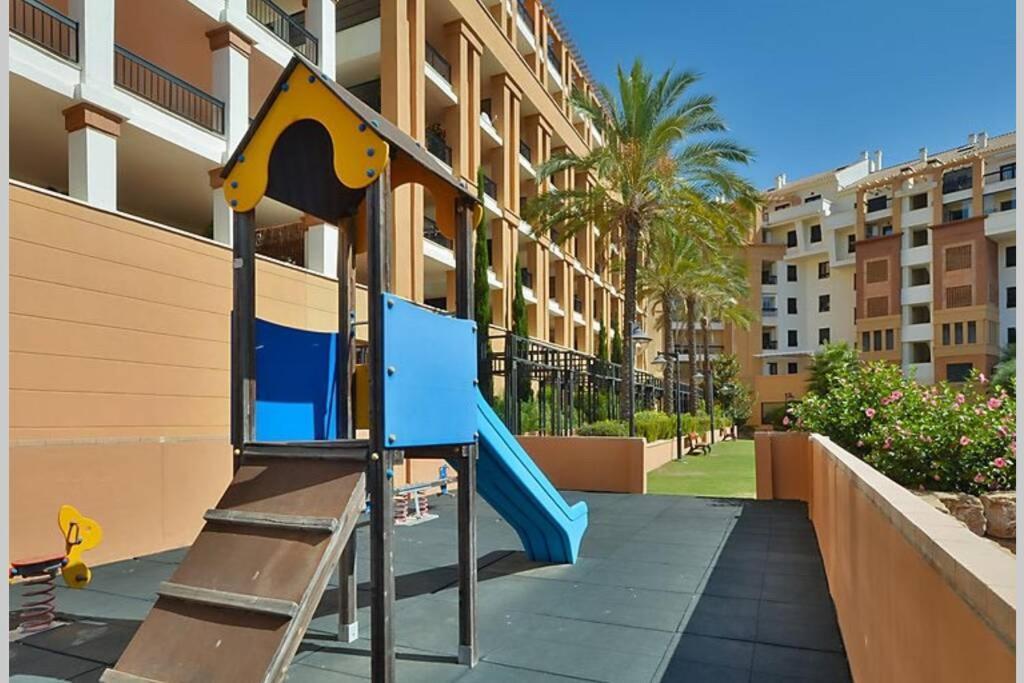 Penthouse With Sea Views In Marbella Apartamento Exterior foto